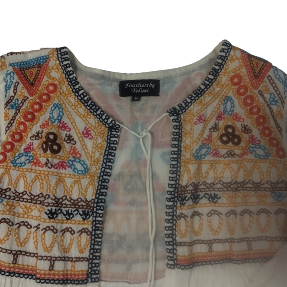 Embroidered Women's Cardigan in Cream and Red - Picture 3 of 5